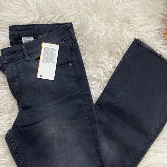 Jeans - Picture 2 of 4